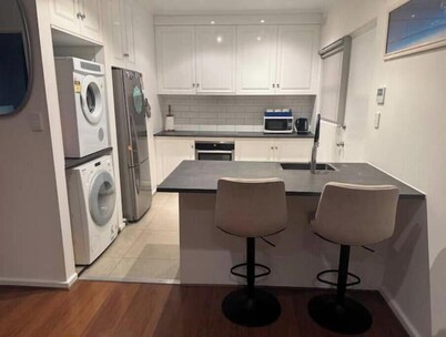 Pet Friendly home with convenience near airport, beach and city!