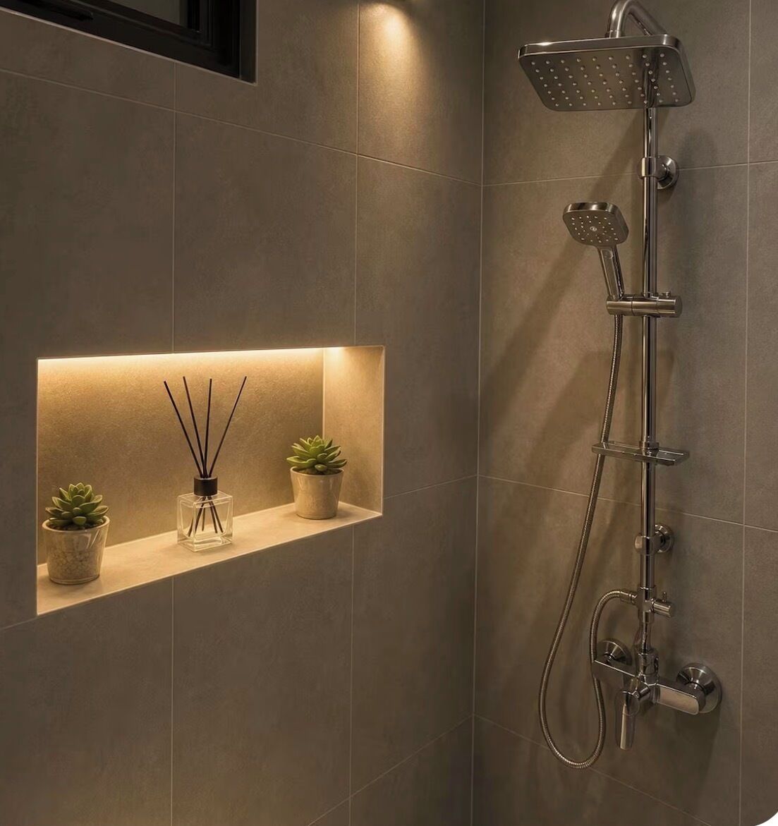 Comfort Condo 1113 | Bathroom | Shower, slippers, towels, soap