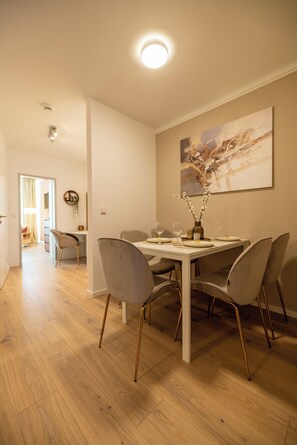 Dining - Vrbo Property (Erfurt)