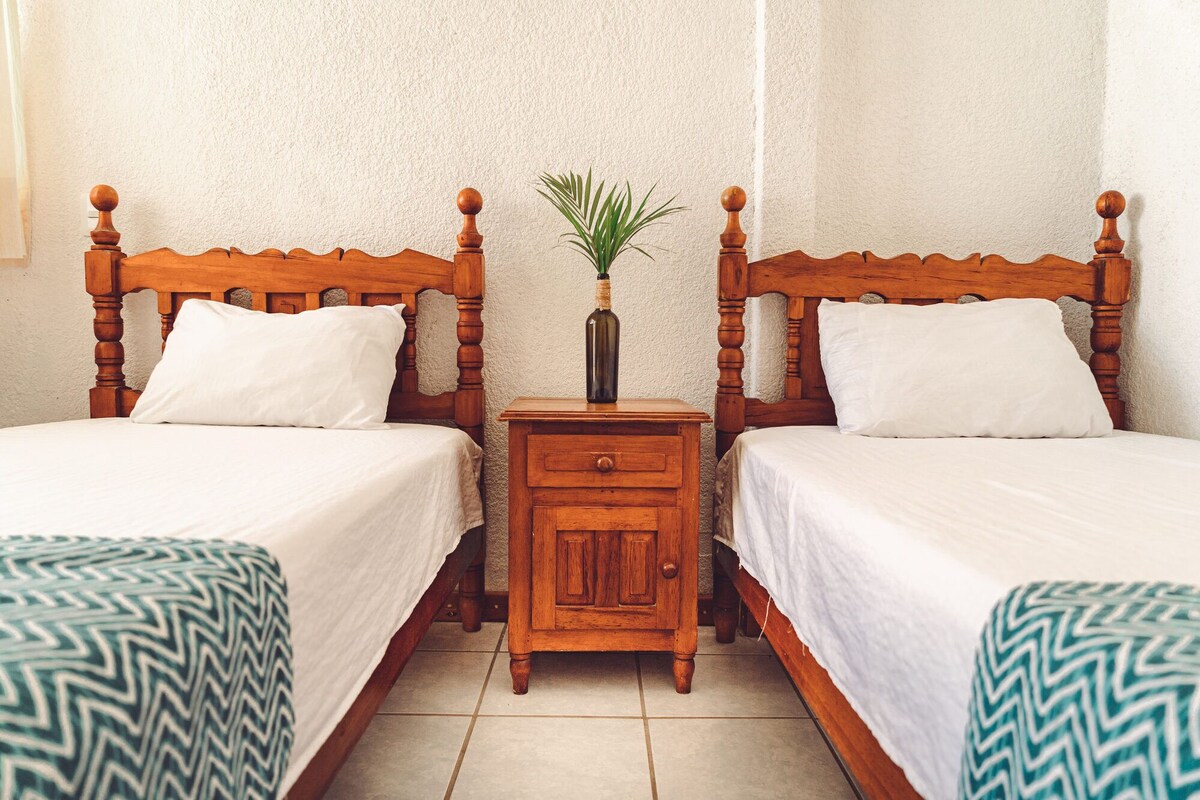 Classic House, 3 Bedrooms, Garden Area | Iron/ironing board (on request), WiFi (free), bed sheets