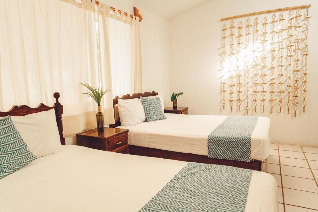 Bungalow, 2 Katil Kelamin (Double), Kitchen, Garden View | Seterika/papan seterika, Wi-fi percuma, cadar katil 