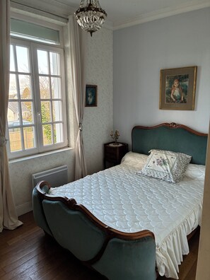 Room - Vrbo Property (Guidel)