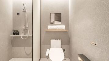 Deluxe Double Room | Bathroom