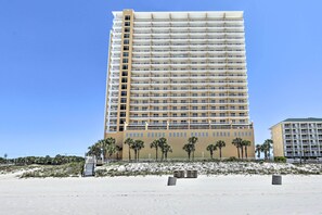 Exterior - Walk to Pier & Water Park! Beachfront Bliss in PCB (Panama City Beach)