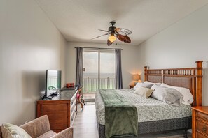 Desk, iron/ironing board, travel cot, Internet - Walk to Pier & Water Park! Beachfront Bliss in PCB (Panama City Beach)