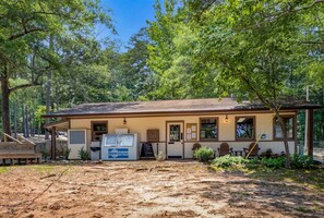 Exterior - The Point At Lake Hartwell (Townville)