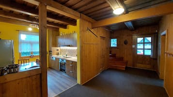 Chalet, Mountain View | Private kitchen