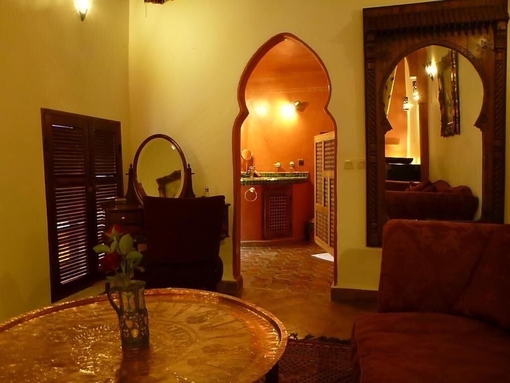 Comfort Suite, Patio, Courtyard View | Interior