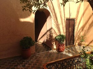 Comfort Double Room, Patio, Courtyard View | Property grounds - Riad Timadrouine (Tinghir)