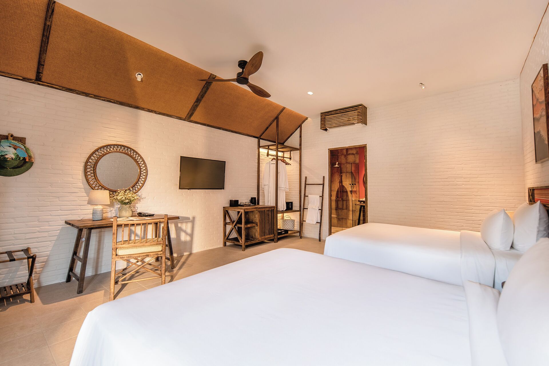 Chambre Deluxe avec lits jumeaux, vue jardin | Bureau, fer et planche à repasser, Wi-Fi gratuit