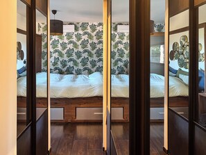 Acceso a internet y ropa de cama