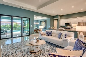Living area - Villa Sunshine State (Cape Coral)