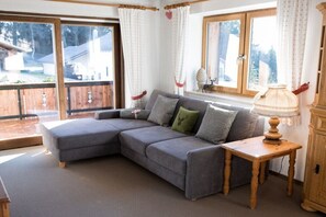 Smart TV, fireplace - in the country house in Irlau (St. Englmar)