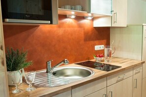 Private kitchen - at the Waibelhof country house (Blaichach- Gunzesriedertal)