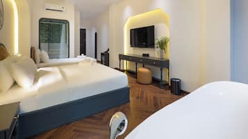Chambre Double Deluxe | Minibar, bureau, espace de travail pour ordinateur portable
