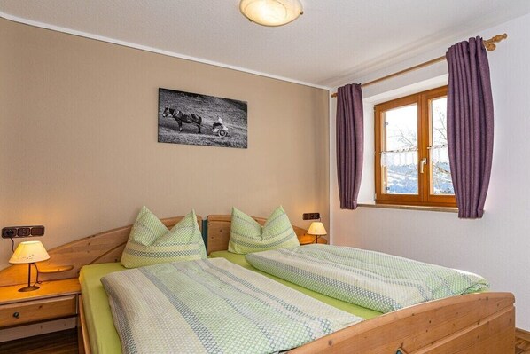 Room - Arnica at the Lingg mountain farm (Rettenberg)