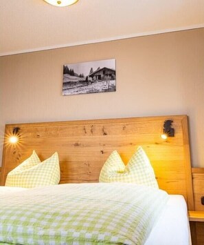 Room - "Rose" on the Berghof Lingg farm (Rettenberg)
