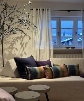 Living area - Holiday apartment with 2 bedrooms (Oberstdorf)