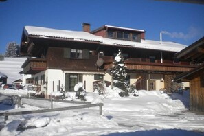 Exterior - Holiday apartment Wiesenglück (Fischen)