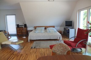 Room - Holiday apartment with 1 bedroom (Tübingen)