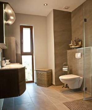 Bathroom - Holiday apartment with 2 bedrooms (Dziwnowek)