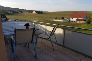 Outdoor dining - Holiday home Bergamini (Vogtsburg)