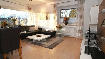 Smart-TV, Videospiele, DVD-Player, Bücher