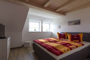 Room - Holiday apartment with 2 bedrooms (Dranske)