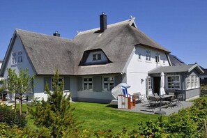 Esterni
