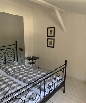 Desk, free WiFi - Holiday apartment with 1 bedroom (Nordleda)