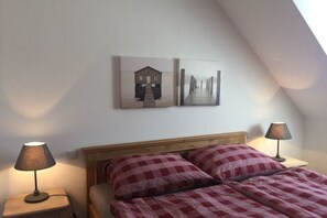 Iron/ironing board, free WiFi, bed sheets - Cabin in Vilmnitz with swimming pool (Vilmnitz)