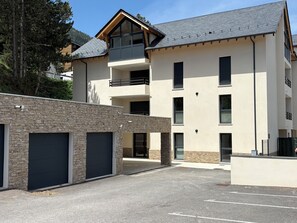 Exterior - Vrbo Property (Les Angles)