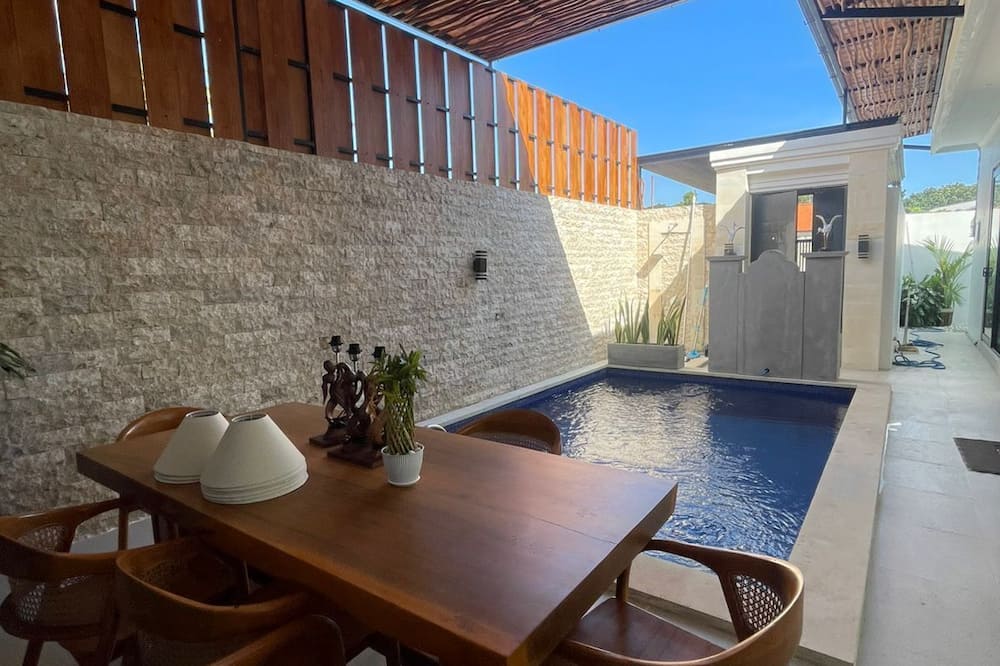 Villa Toograss close to Black Sand Beach