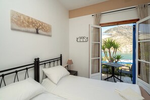 WiFi (free) - Panorama rooms (SIFNOS)