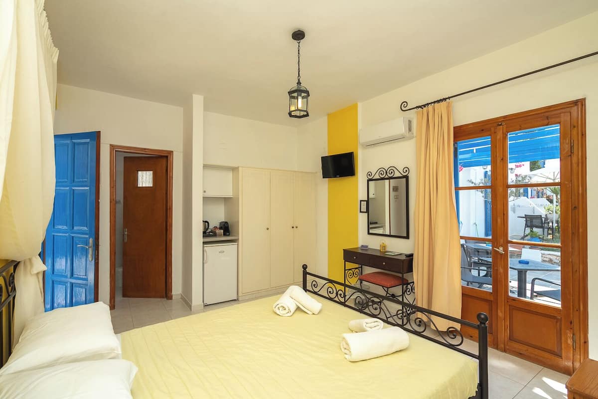 Classic Double or Twin Room, Sea View | WiFi (free)