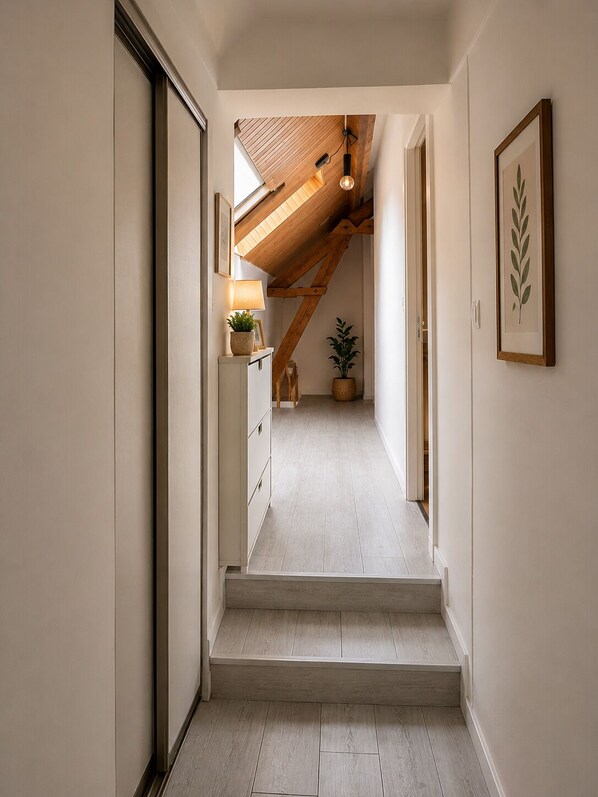 Interior - Vrbo Property (Yermenonville)