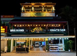 Danh thắng