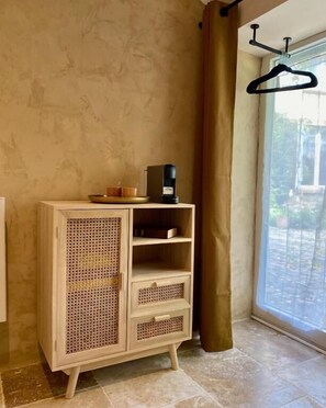 Double Room, Garden View | Interior - La Félicité (Boissy-le-Sec)