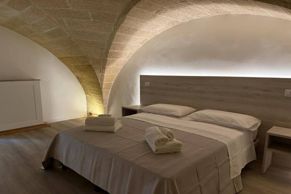 Double or Twin Room | Free WiFi