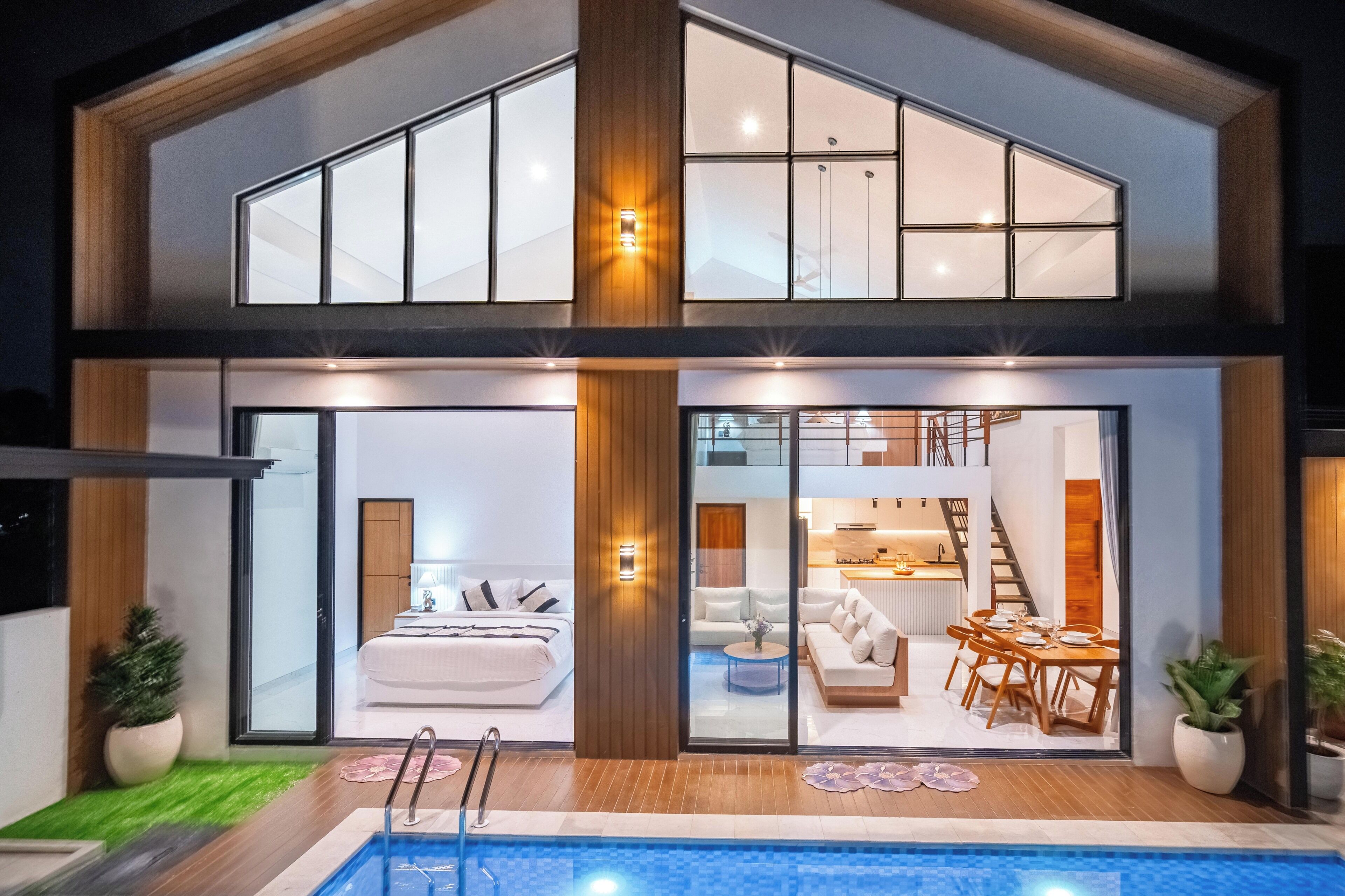 Una piscina al aire libre