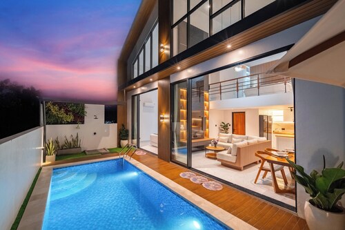 Villa Efata close to Black Sand Beach