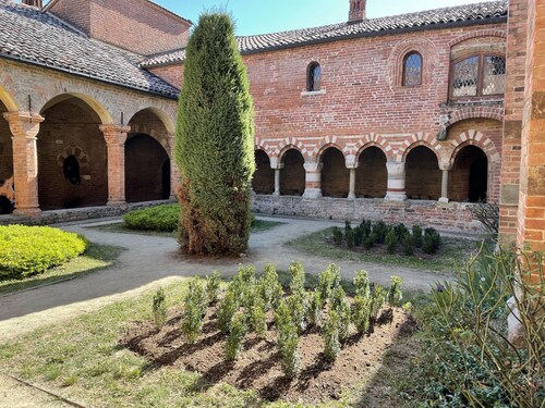 Ruhiges Landhaus, ein Casale aus dem 18. Jahrhundert mit großem Garten