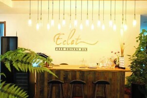 酒吧（店内）