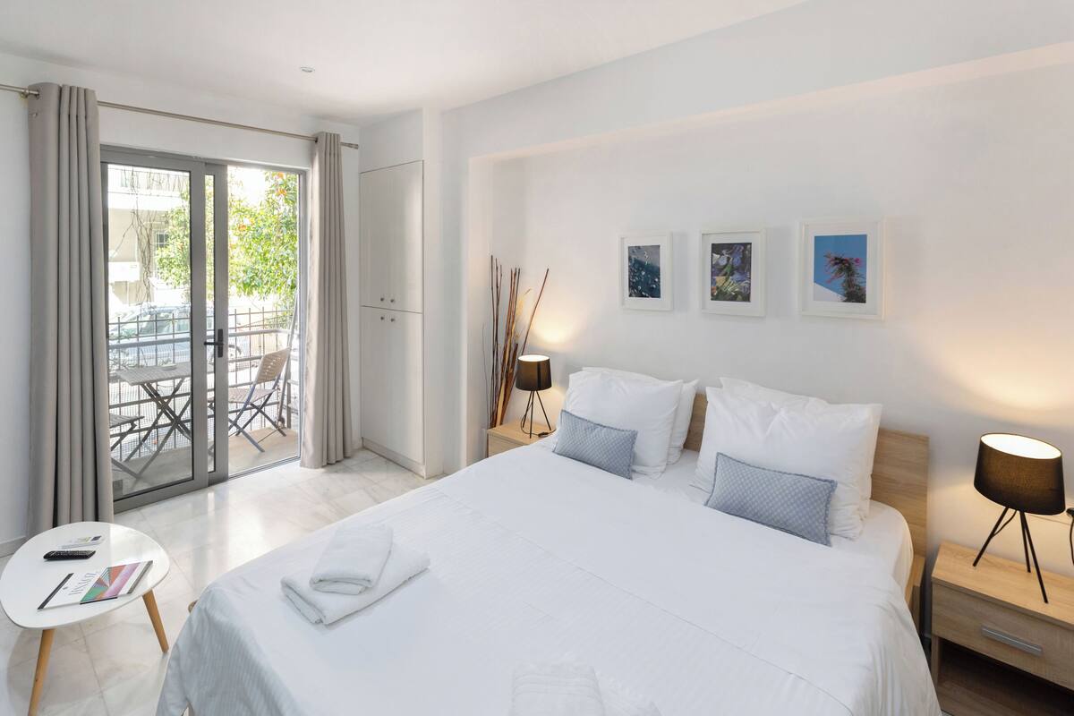 Studio Suite tiện nghi đơn giản, ban công, tầng trệt | Bàn ủi/dụng cụ ủi quần áo, nôi/giường cho trẻ sơ sinh (phụ phí) 