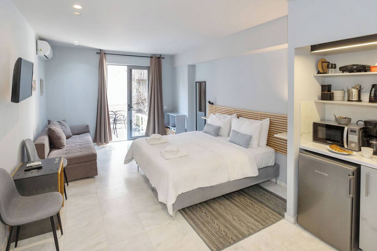 Studio Suite tiện nghi đơn giản, ban công | Bàn ủi/dụng cụ ủi quần áo, nôi/giường cho trẻ sơ sinh (phụ phí) 