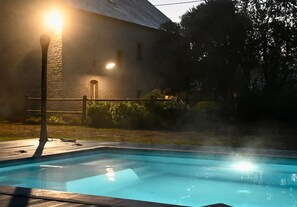 Pool - Charming house between Bayeux and the sea Heated swimming pool& SPA (Bazenville)