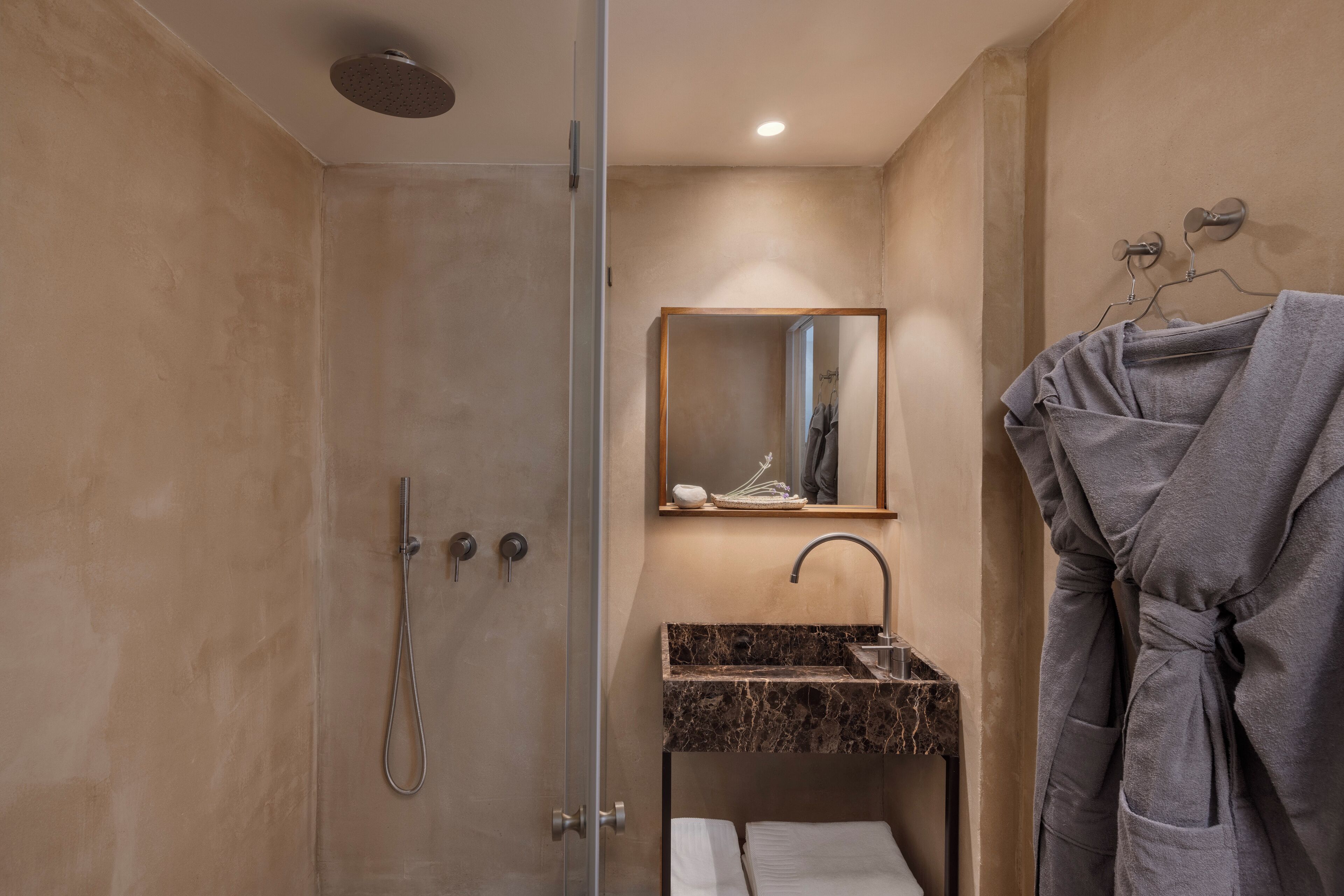 Basic-Doppelzimmer, Stadtblick | Badezimmer