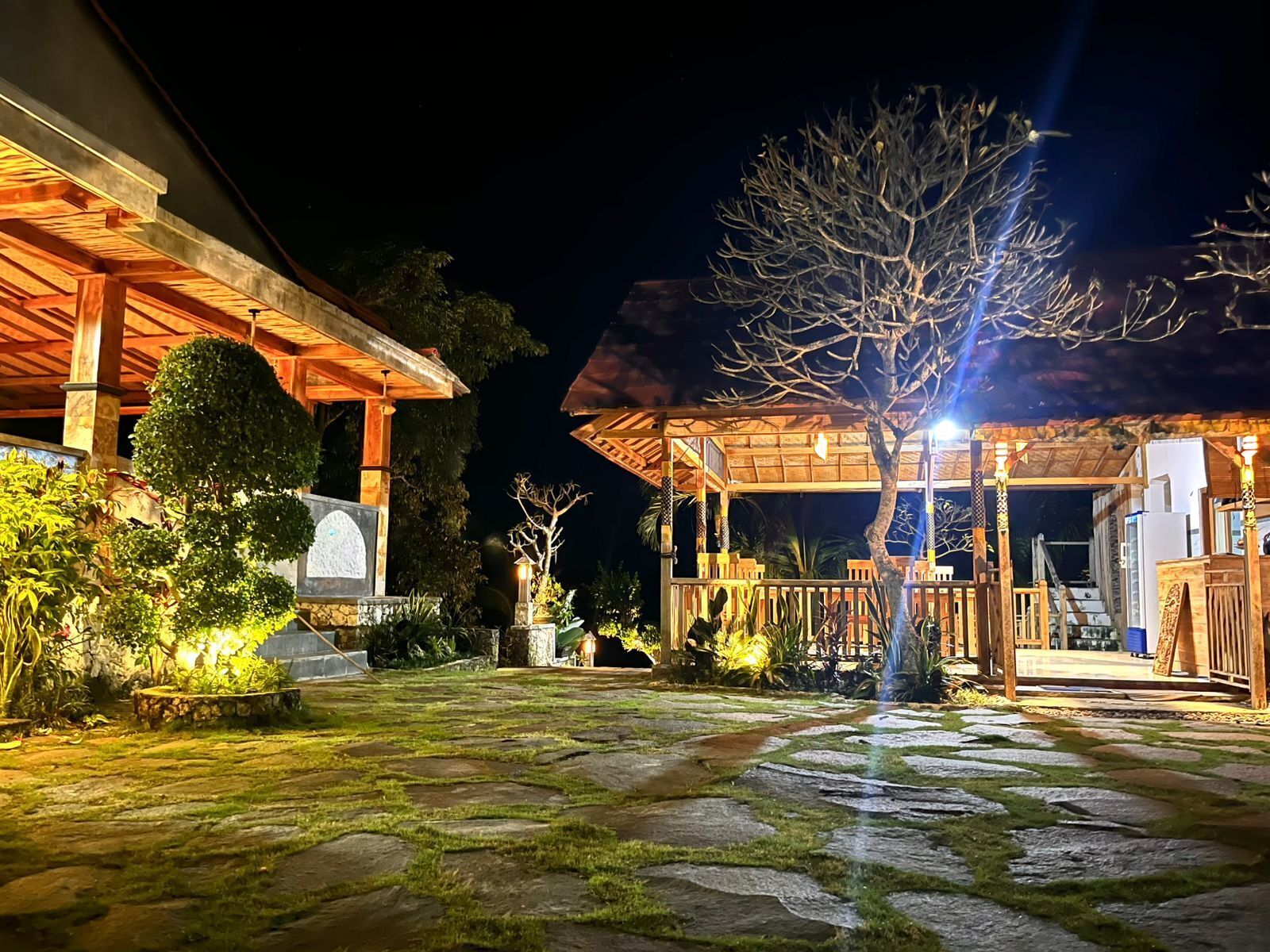 Fachada del alojamiento - Noche