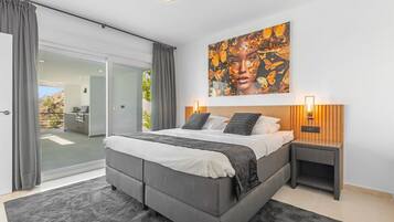 4 chambres, fer et planche Ă repasser, Wi-Fi, draps fournis