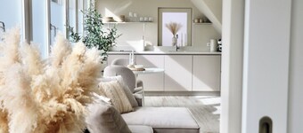 Breeze Inn - Ibiza apartment, BioScience Park Leiden, beach, Leiden,